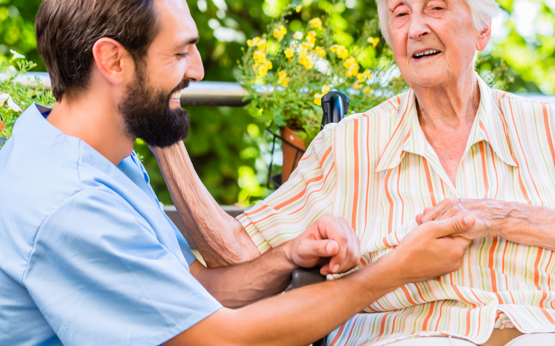 Estratégias de cuidado para com o idoso com Doença de Alzheimer